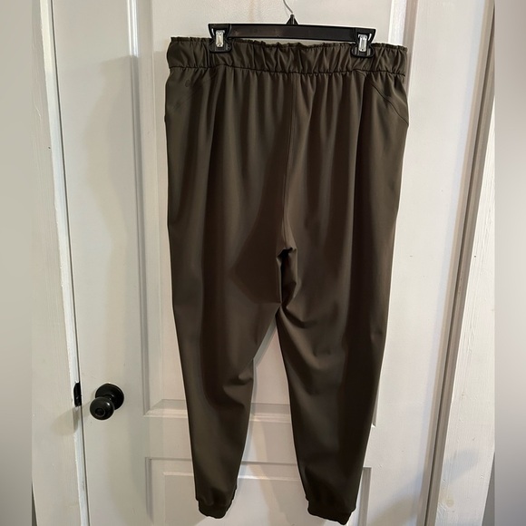Lululemon Stretch High-Rise Jogger *Full LengthDark Olive